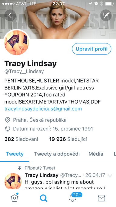 Getting suspicious. First screenshot is from yesterday, second today. More than 100 less followers in<a href="/tag/tracyskarma"class="tags"><span>#tracyskarma</span></a>