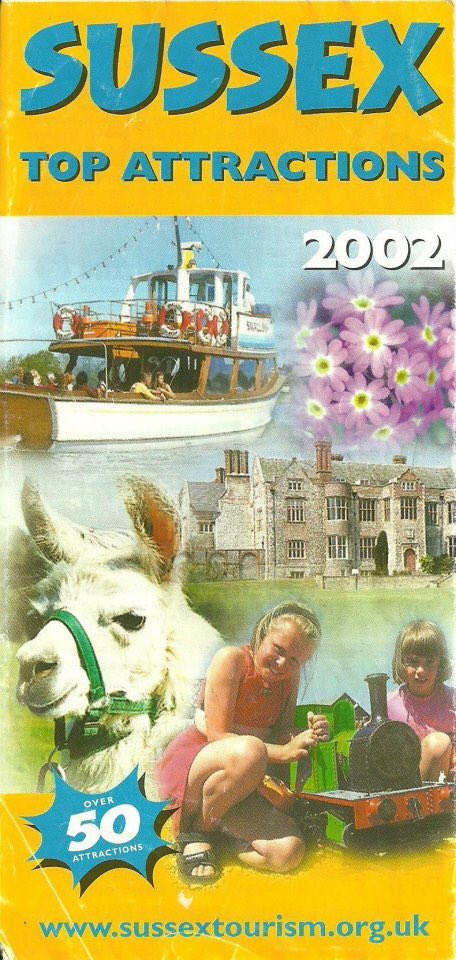 helen_ess's tweet image. 2002 (photos taken c.1997) to 2017 &amp;amp; nothings changed! We still love the mini railway! #VisitEastbourne #EMSR #SussexTopAttractions #geeks