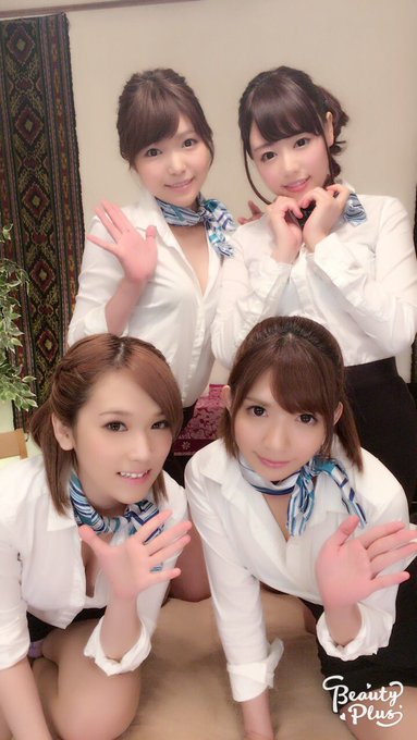 おっつー🙌 スイカバーにパインバー🍍が出たよ&hearts;  きのーのムーディーズは 麻里梨夏ちゃん、はままお、そらちゃんと一緒でした☝✌  喉絞りもよろしくなの🙌&hearts; 体当たりしたの&hearts;&hearts; のどちんちん 丸見えだよ～ん🙆♪