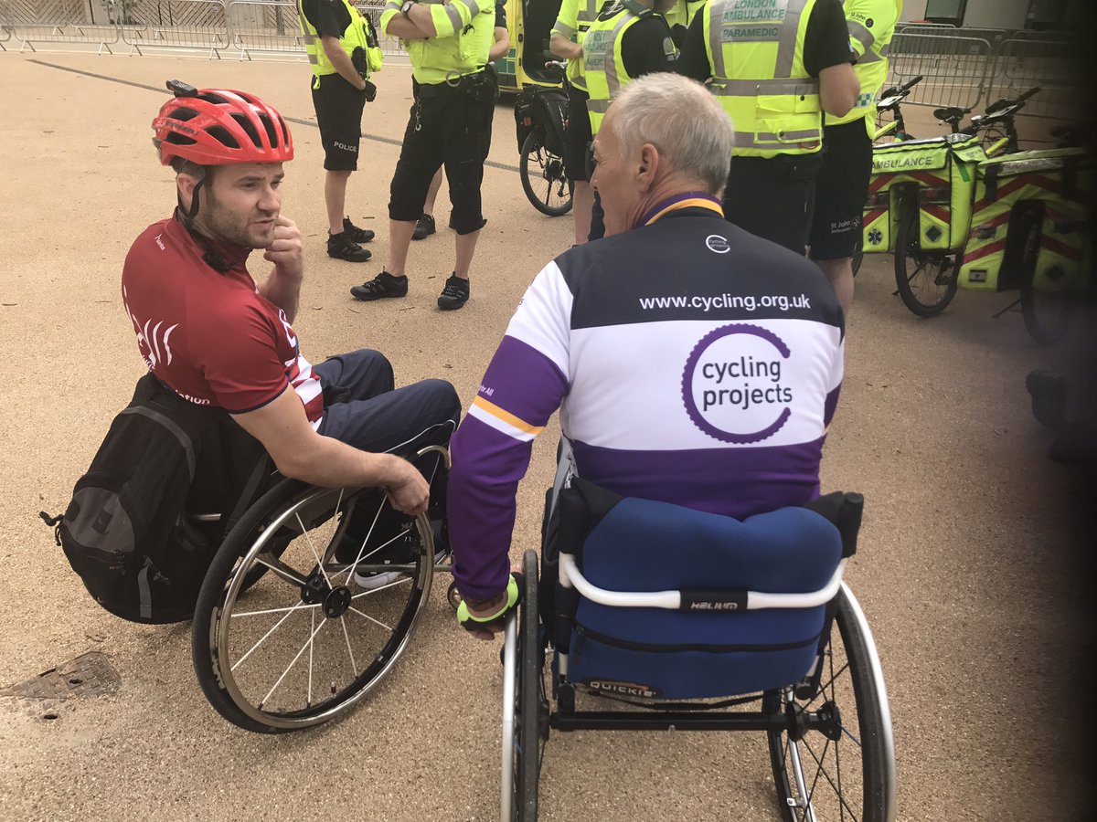 WFASurrey's tweet photo. Heading away from @LeeValleyVP with @RobertGroves77 on his way to St Pauls with @LAS_CycleTeam https://t.co/Dk4J4xbZFq @Eng_Dis_Sport https://t.co/NibS5Dmj3r