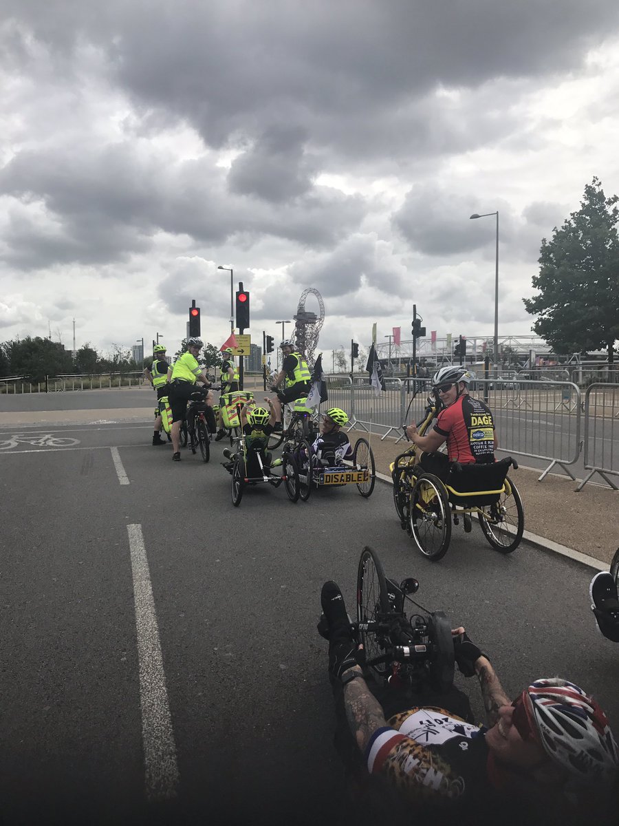 WFASurrey's tweet photo. Heading away from @LeeValleyVP with @RobertGroves77 on his way to St Pauls with @LAS_CycleTeam https://t.co/Dk4J4xbZFq @Eng_Dis_Sport https://t.co/NibS5Dmj3r