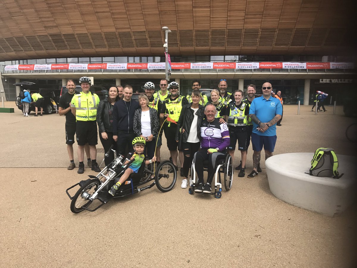 WFASurrey's tweet photo. Heading away from @LeeValleyVP with @RobertGroves77 on his way to St Pauls with @LAS_CycleTeam https://t.co/Dk4J4xbZFq @Eng_Dis_Sport https://t.co/NibS5Dmj3r