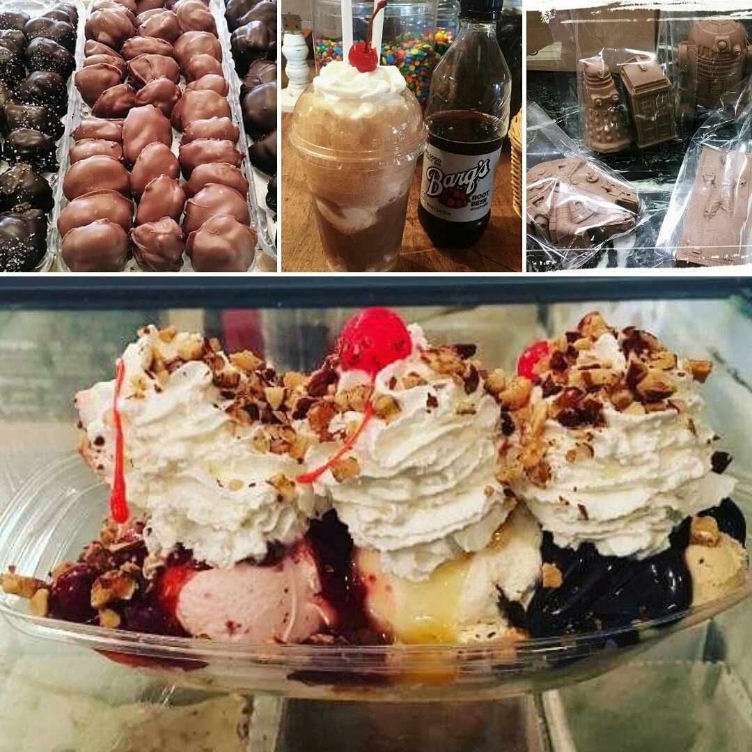 _SweetJennys's tweet photo. Retweet for a chance to win a free prize from one of our treats pictured below.
Turtles, Rootbeer Float, Geek Chocolates, or a Banana Split! https://t.co/NTbUg7BL9l