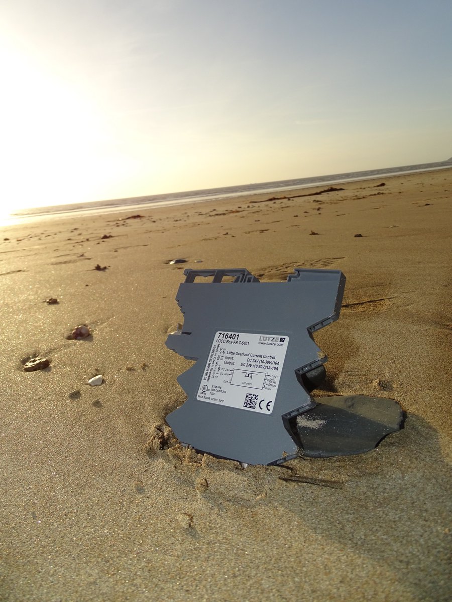 LuetzeSolutions's tweet image. LOCC-Box on Seaside-Tour in Normandy/France luetze.com/solutions/hard… #Currentcontrol #industrie40 #Industry40 #IIoT