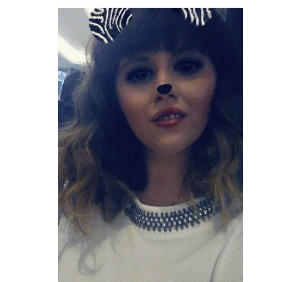 Julie_95L's tweet photo. #NewProfilePic https://t.co/RWSerd3TCp