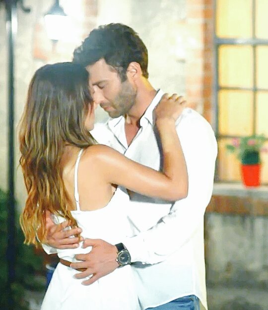 subsistKod52's tweet photo. Allahım sana geliyorum 😍 #Ateşböceği https://t.co/gDuh8ApvOO