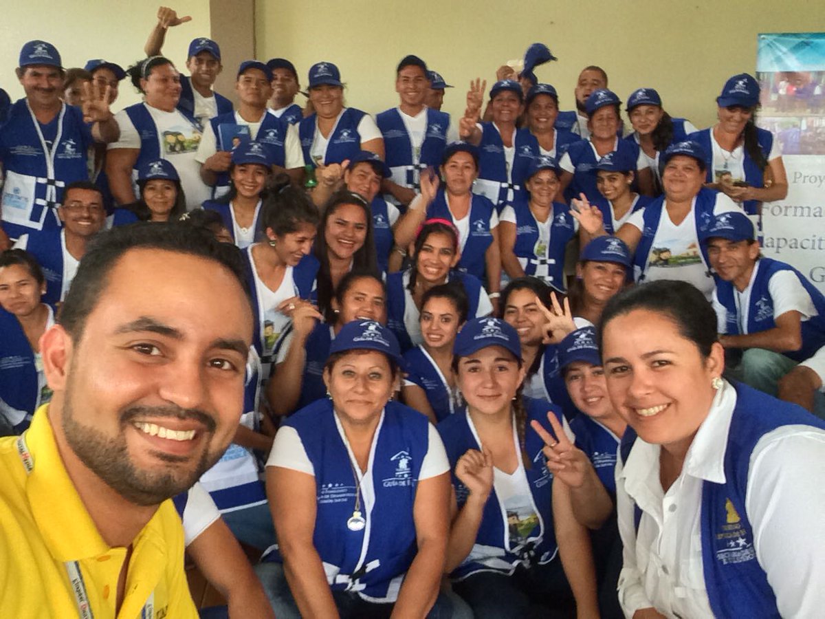 CopanGuias's tweet photo. #Guias de Familia de Nueva Arcadia y San Nicolas, se capacitan con la Fundación Juan Manuel Galvez. https://t.co/SZ0hv2VRfU