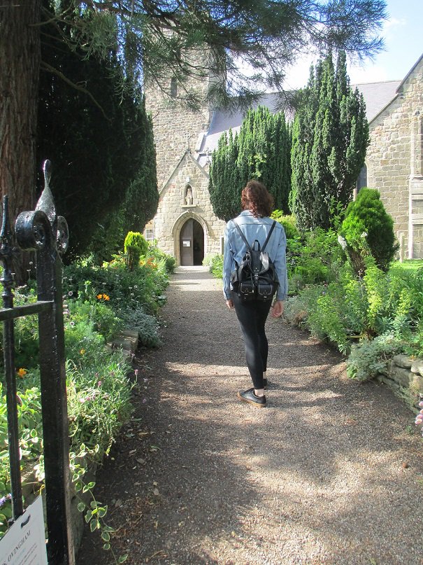 dayofarch's tweet image. Church towers and dusty documents: researching as an MA Archaeology student - goo.gl/JazVMY #dayofarch by Cait_Scott