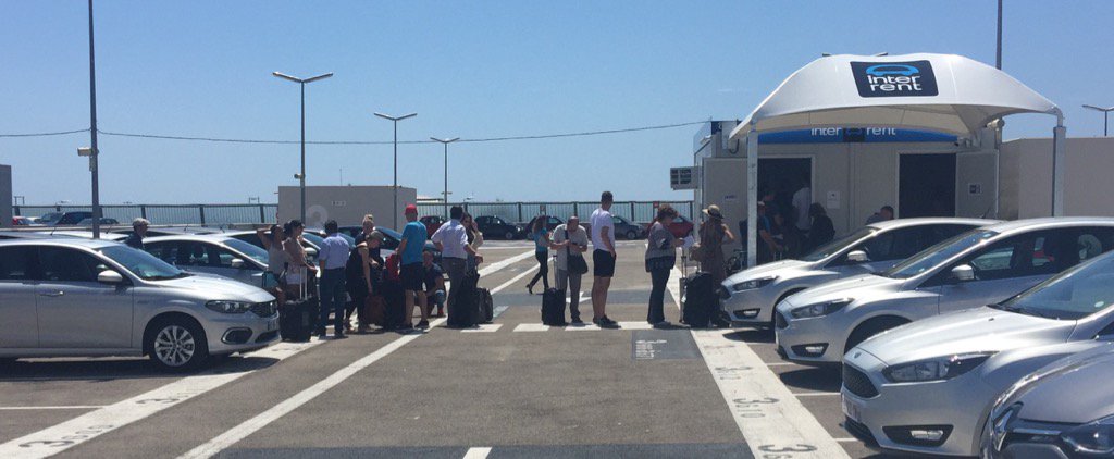 MatthewCheetham's tweet image. @Interrent_Fr 75 mins to collect a car and now the queue will be 2 hours.