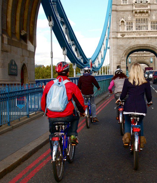 Offers_London's tweet photo. Save money on a cycle tour @FatTireLondon https://t.co/WGdN46brRY Offers now on #Royal and #Thames tours 🚴🚴♀️🚴🚴🚴 https://t.co/qg1jZrcWtr