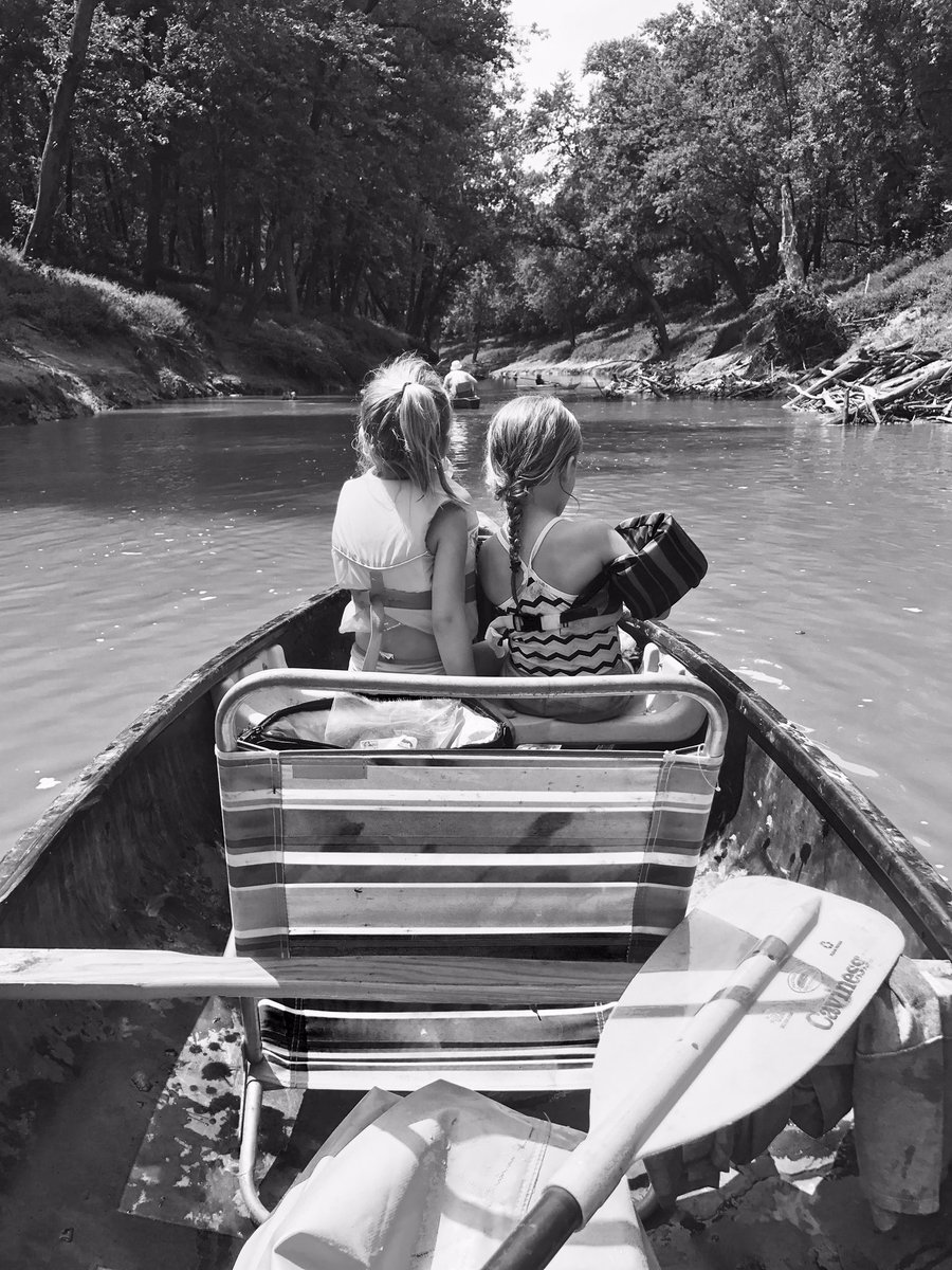 NickFili's tweet photo. These two are gonna really rock the boat for their parents in a few years #stormsabrewin #roughwatersahead https://t.co/xzF5ulyfmQ