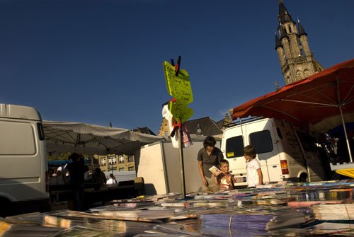 Poperinge8970's tweet photo. Vanavond avondmarkt te #Poperinge https://t.co/tMZxdbRc0N