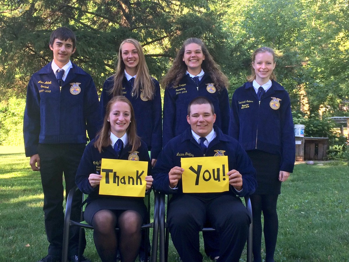 mishicotag's tweet photo. They clean up pretty nice #Mishicot #leaders #TransformFFA #AgEdu #Retreat #ReadytoLead #leadbyexample #FFAmily https://t.co/zu6eXP952j