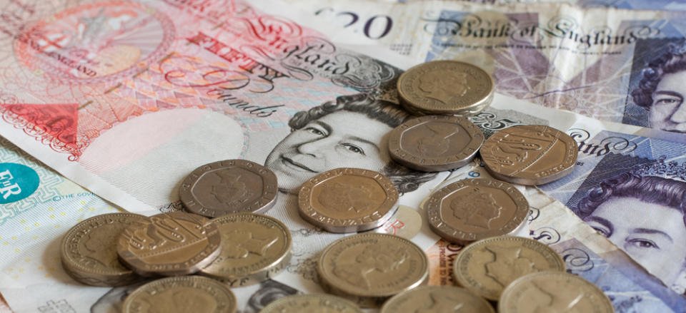 Zoopla's tweet photo. A quick guide to stamp duty https://t.co/8YzlmLpyNE #homes #property #stampduty https://t.co/CRIejSNnqK