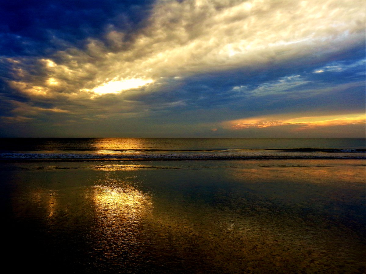 Beach sunrises are never short of anything. <a href="/enjoyFlaglerBch/">enjoy Flagler Beach</a> <a href="/VisitFlagler/">Visit Flagler</a> <a href="/USATODAY/">USA TODAY</a>