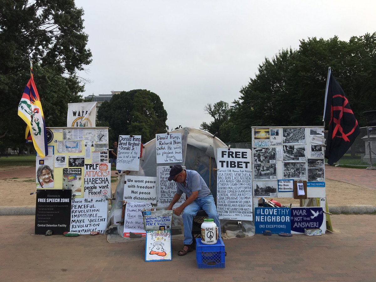 MontereyMCA's tweet photo. 1/William Thomas Anti-Nuclear Peace Vigil has been opposite White House since 1981. #aan2017 https://t.co/eZG2DDYyt6