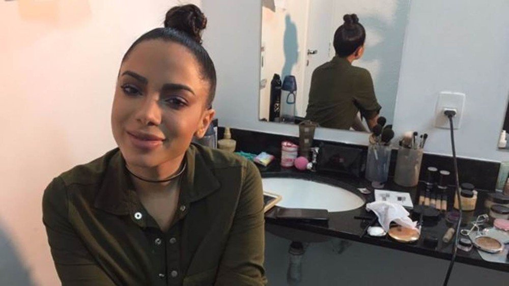 'Gosto quando dizem que sou caso de marketing': 20 minutos na presença de Anitta glo.bo/2v67IzR #G1