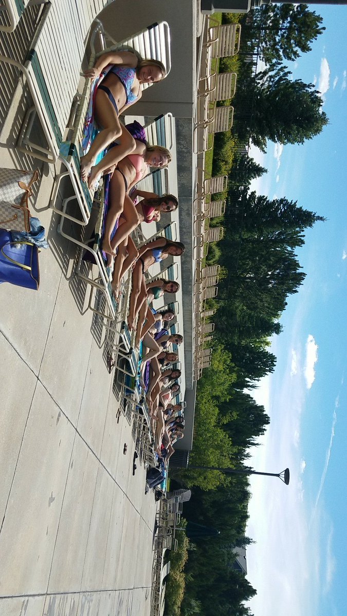 Chaparral_Cheer's tweet photo. JV and Varsity had amazing last day of Summer practices yesterday! We can't wait for the season to start! Great job ladies! ❤💙💛💍🏆#ChapCheer https://t.co/dsacYT9UJy