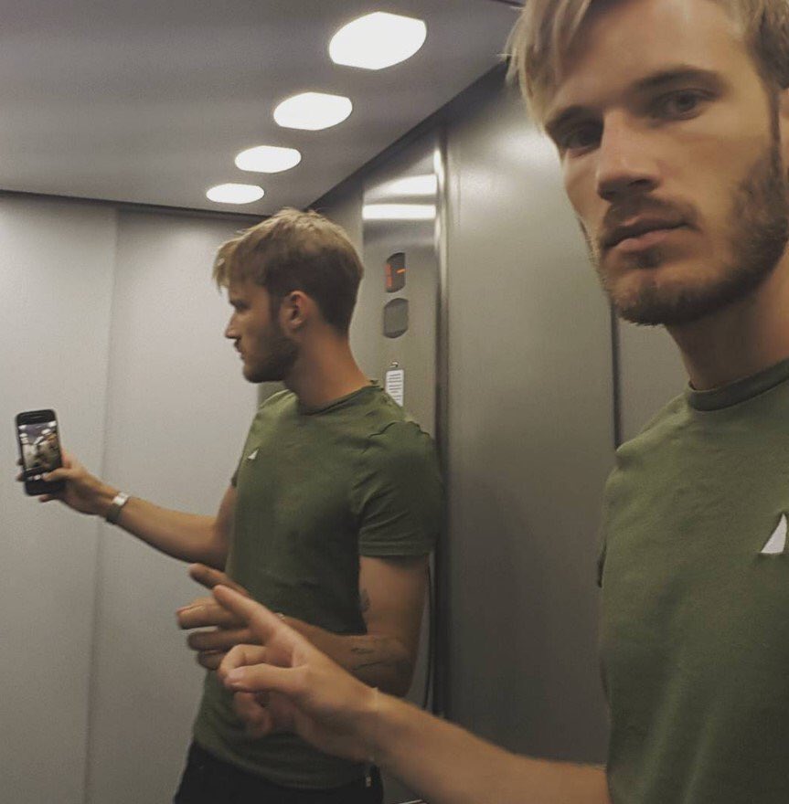 New Pewds but not new to this character! 

3 year rp experience!

Fan of him since 2012!

Ships with Marzia or someone else