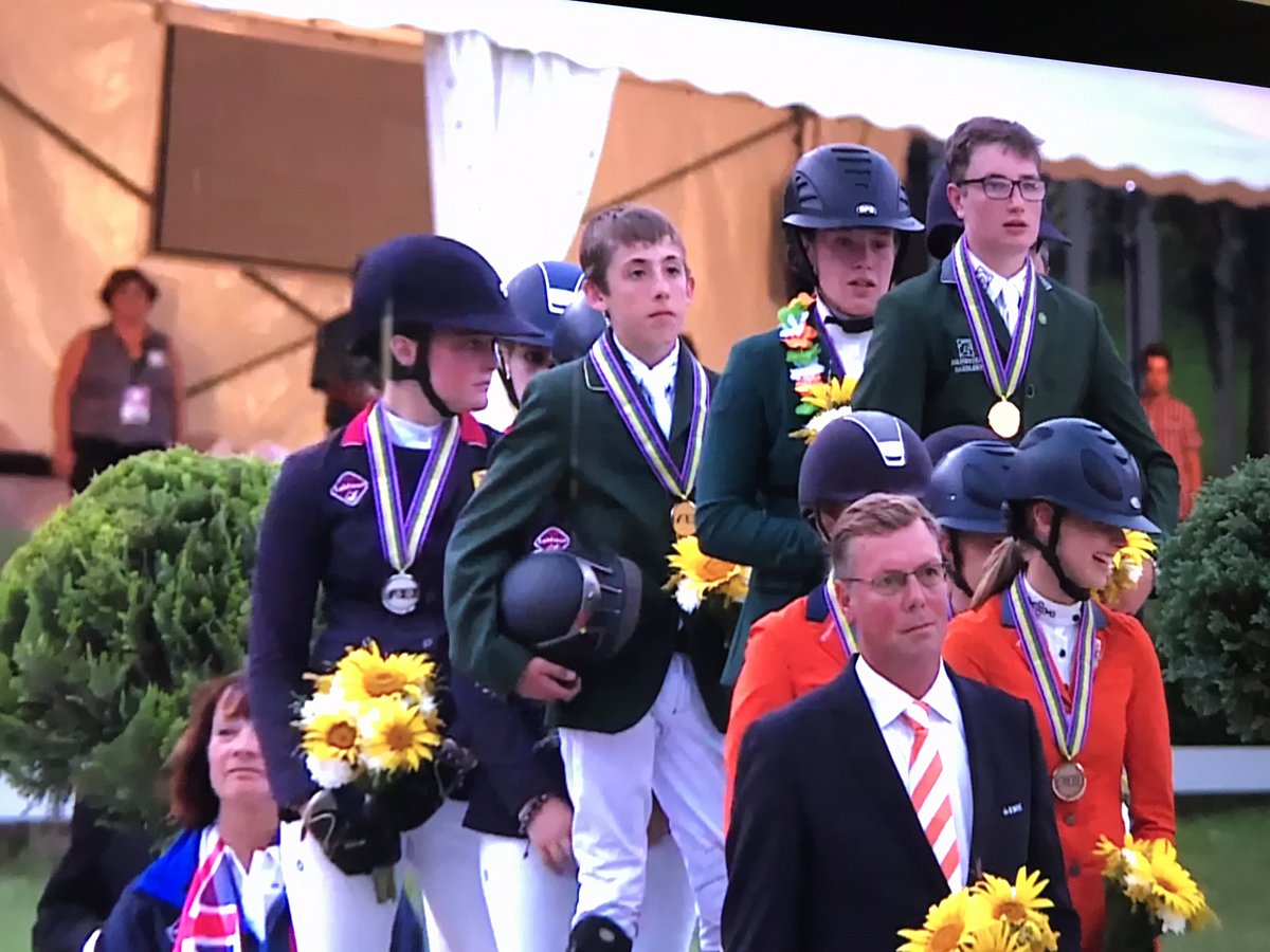 JMarieMcGuire's tweet photo. Gold for Ireland ๐
๐ฎ๐ช๐๐๐ปโ๏ธ Wohoooooooo #Gold #EuropeanPonies #EuropeanChampions #Winning #TeamIreland #TeamDerwin #SoProud https://t.co/j73oLmv9r3