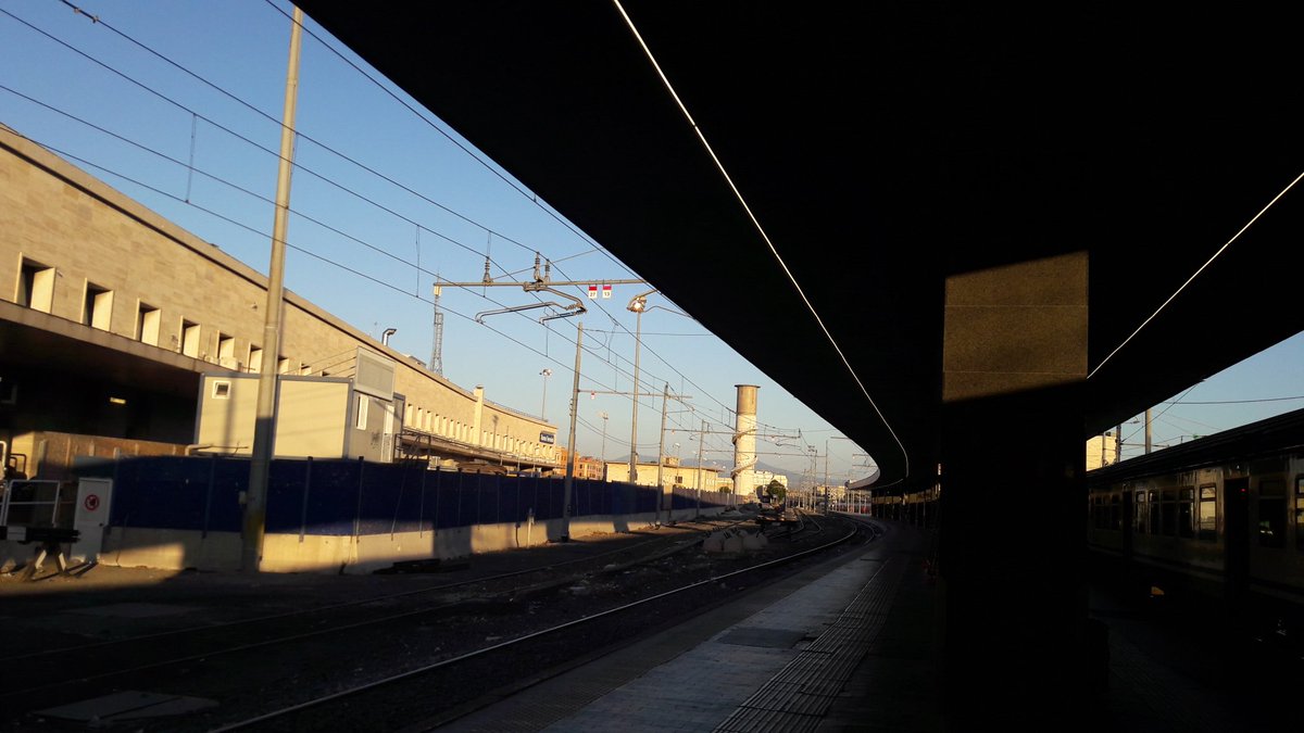MaariVekki's tweet photo. In Rome's central station, pre-war and post-war modernism blend seamlessly
#modscapes https://t.co/fpo62c94rX