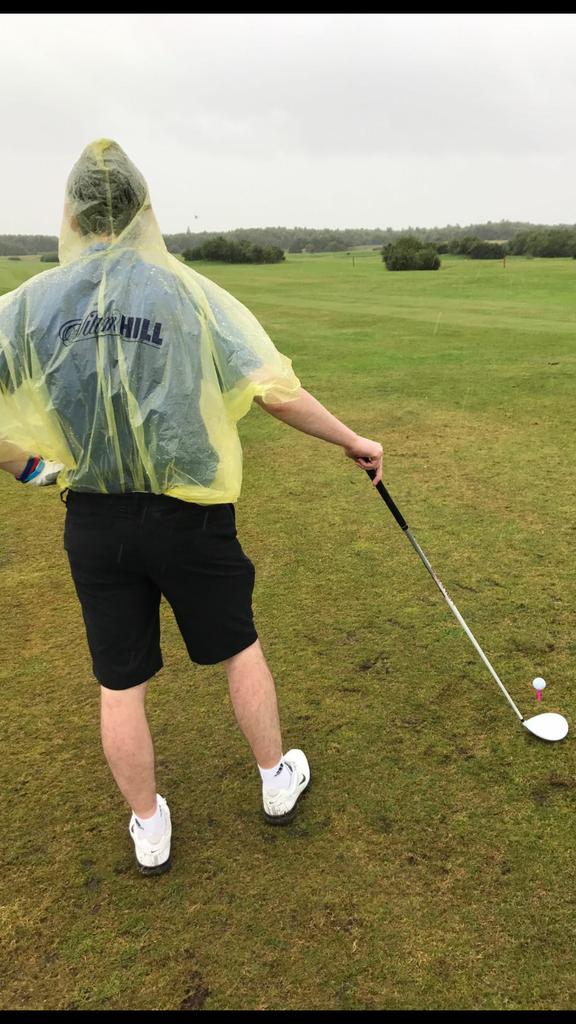 The <a href="/WilliamHill/">William Hill</a> Poncho coming in handy in the conditions at Aintree golf course today ☔⛳