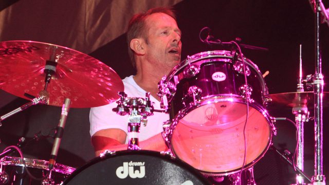 Happy birthday to drummer Simon Kirke of 