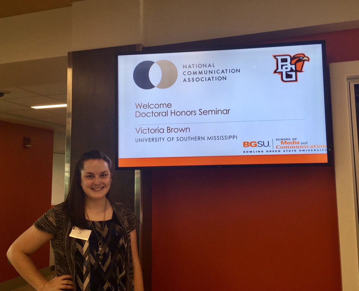 USMComm's tweet image. Have a great time at Doc Honors, Tori Brown!