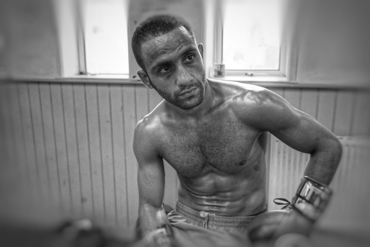 KidGalahad90's tweet photo. Born in Qatar,Raised in Sheffield But there's nowhere I feel more at home than the Squared Circle #IngleGym #KidG #Obsessed
📸 @AppEmpireUK https://t.co/jcBPl3IWKp
