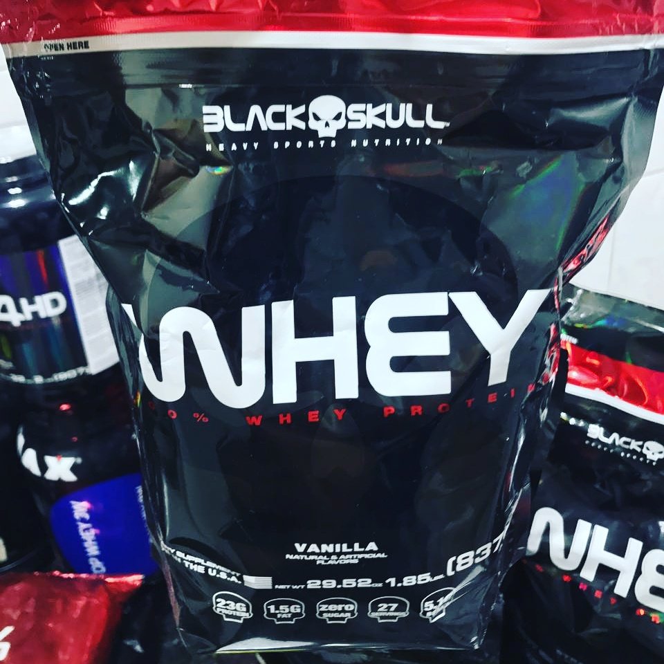 Malibu_nutri's tweet photo. Whey 100% Black Skull 23g de proteína e 4,4g de BCAA por dose, Chama na dm ou whats para mais informações ou outras marcas e produtos! https://t.co/ugIIx9tBhj
