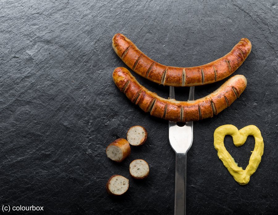 Alemaniaparati's tweet photo. ¿Sabías que la receta de la #Bratwurst de #Turingia tiene 600 años de antigüedad? Tenemos hambre #CAInforma https://t.co/kXY3cmyKNT https://t.co/xoDsg67rpj
