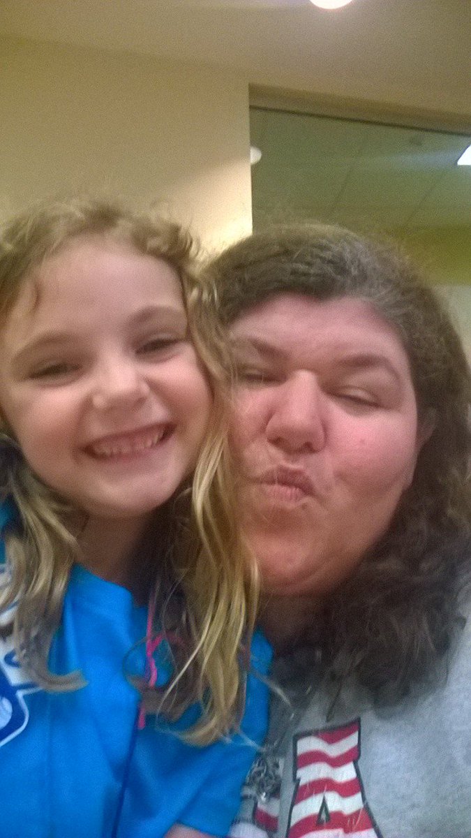 GaylaBecker3's tweet photo. @Engage_CXO Selfies in Evansville!  Misty and her daughter! https://t.co/ePjxpIqjFq