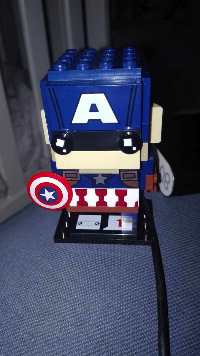 elmathio's tweet photo. #brickhead #because #lego #marvel https://t.co/IGeTjQVj9m