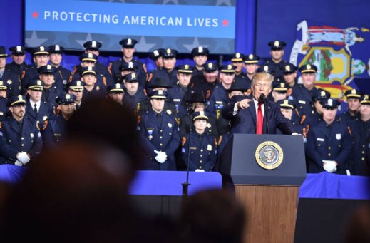 FreedomFriesInc's tweet photo. #ProtectingAmericanLives #MASA #DestroyMS13 https://t.co/q9YRxDnptX