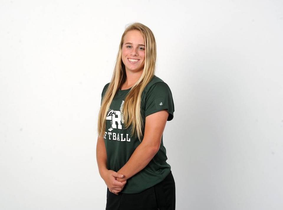 Tonight at 10:30 on ESPNU, <a href="/LakewoodRanchSB/">LRHS Softball</a>'s <a href="/Kinsey_Goelz/">Kinsey Goelz</a> will be front and center in the PGF All-American Game. bradenton.com/sports/article…
