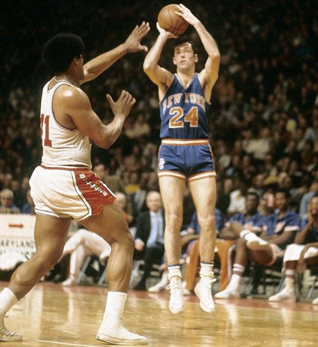 Happy 74th bday to former NY Knicks guard and former US Senator Bill Bradley 