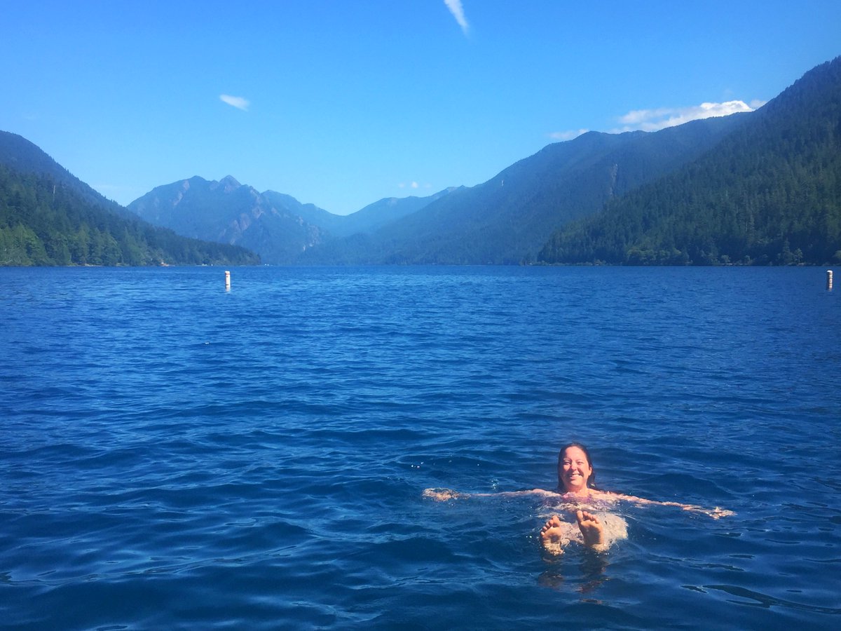 Strange_and_New's tweet photo. Shannon’s version of a bath. 🌞💦 @OlympicNational @NatlParkService #FindYourPark https://t.co/ghyE9UPLTS
