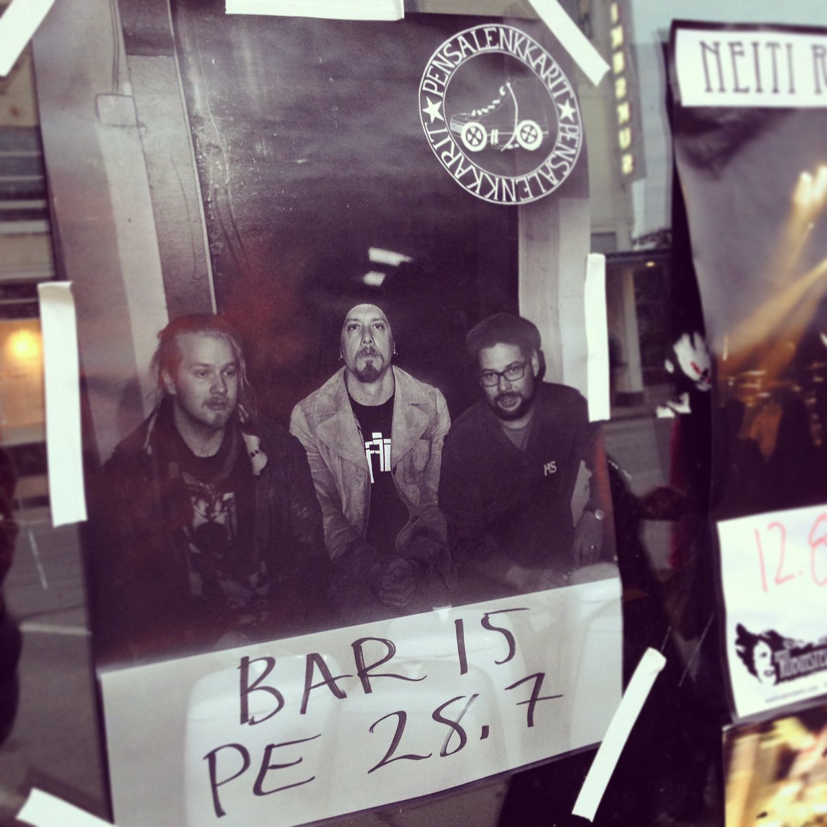 bar15sjk's tweet photo. Tänään lenkkarirokkia meille tarjoilee Pensalenkkarit klo 23:30. Ja tupiin pääsee vitosella. Nähärähän! #bar15 #seinäjoki #keikat #wartti https://t.co/VzAdkzuqR1