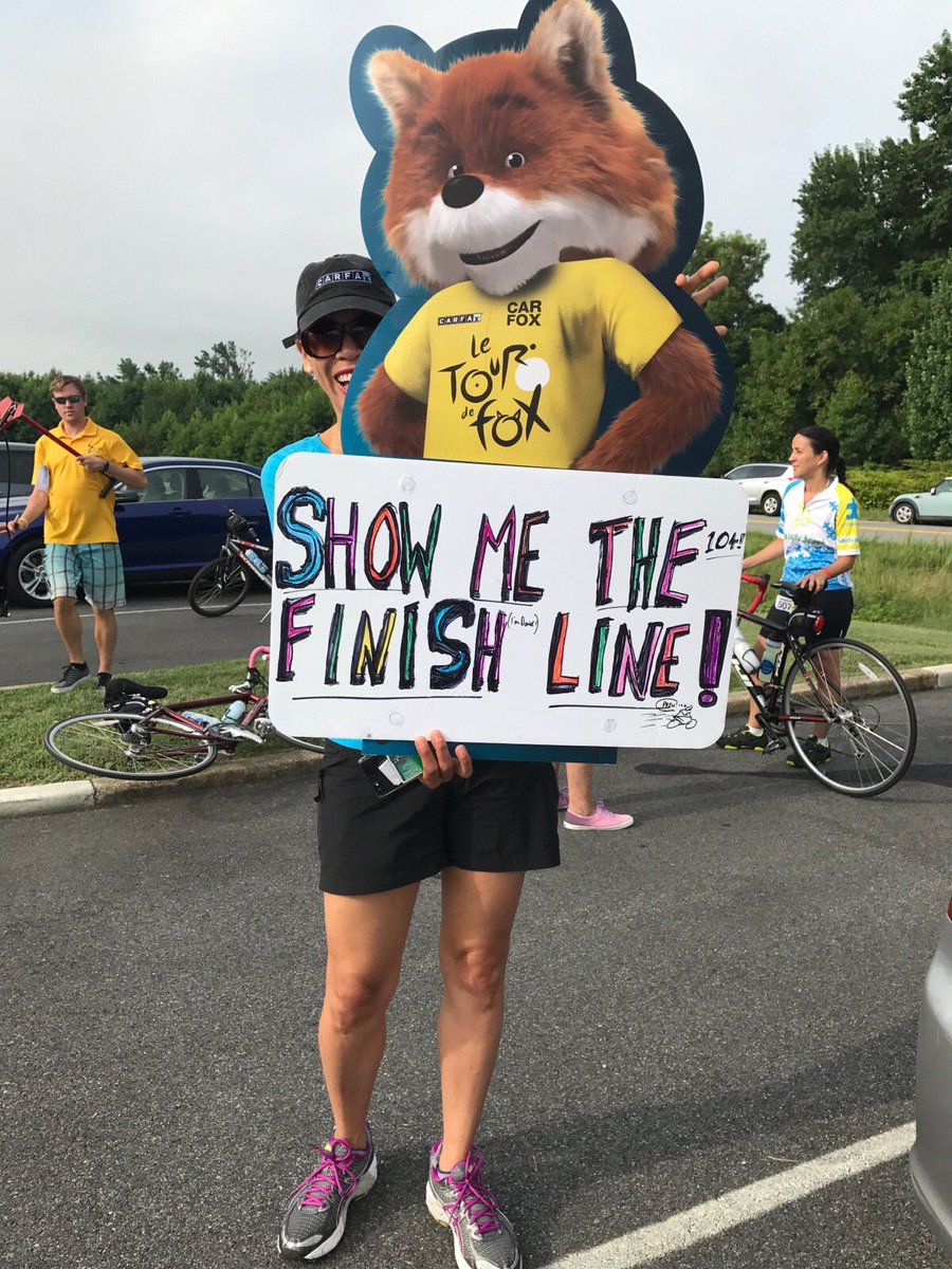 CarfaxCareers's tweet photo. A few of our riders and support system at the stops! Some already half way through!
#TeamCARFAX #CARFAXB2B #B2BDC https://t.co/r2gU7K8PsN
