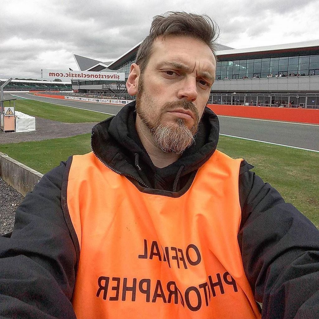 M45T1N's tweet photo. And I'm here at the @SilverstoneClassic @Silverstone #OfficialPhotographer #SilverstoneClassic #ClassicCars #Racing #RockingAndRacing #Rock⦠https://t.co/CjCCkyJTaa