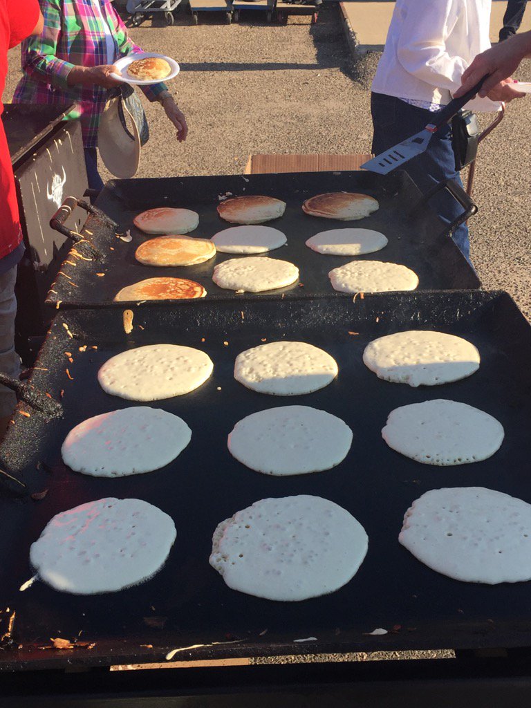 kenandbl's tweet photo. Come and support the Food Bank at the Annual Coop pancake breakfast. @MedHatFoodBank #thanksCoop https://t.co/kDUtVsrmXg