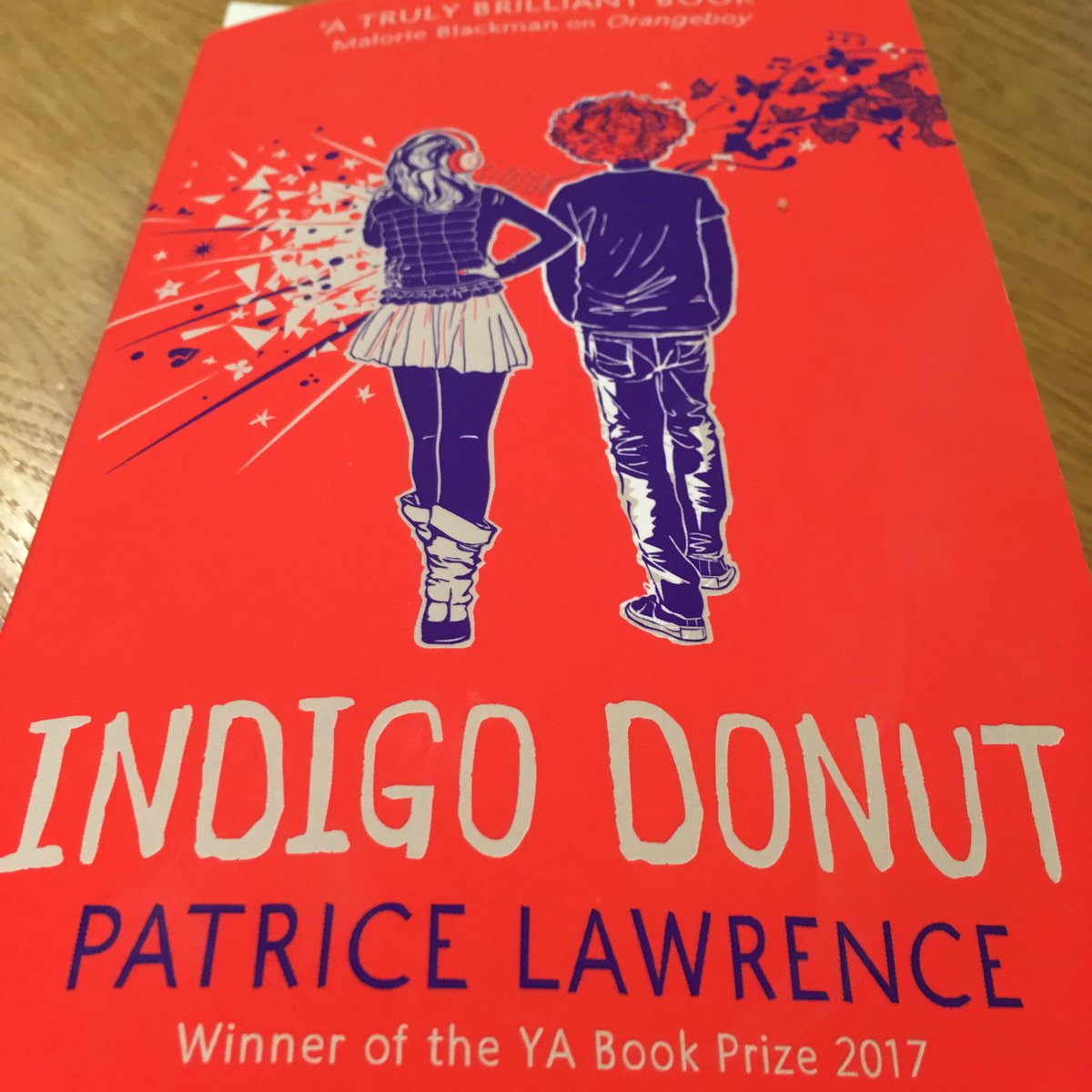JJELSON35's tweet photo. Just started @LawrencePatrice #IndigoDonut #amhooked already pulled me in to the world with force! @Emmagoldhawk @hodderchildrens https://t.co/lvkIBFcriR