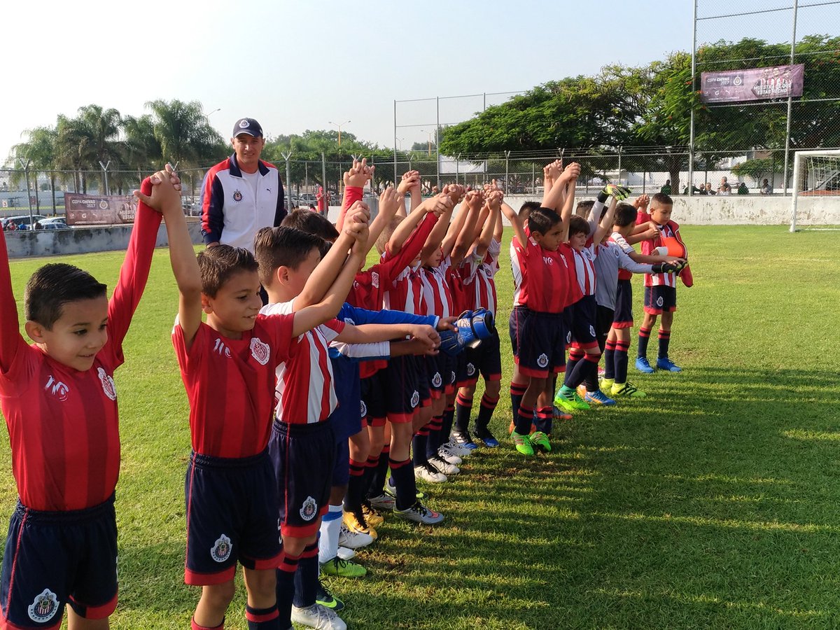 EduardoMelPe's tweet photo. Aquí es donde inicia todo #CopaChivas2017 felicidades a todos los participantes https://t.co/bqzyxoLngy