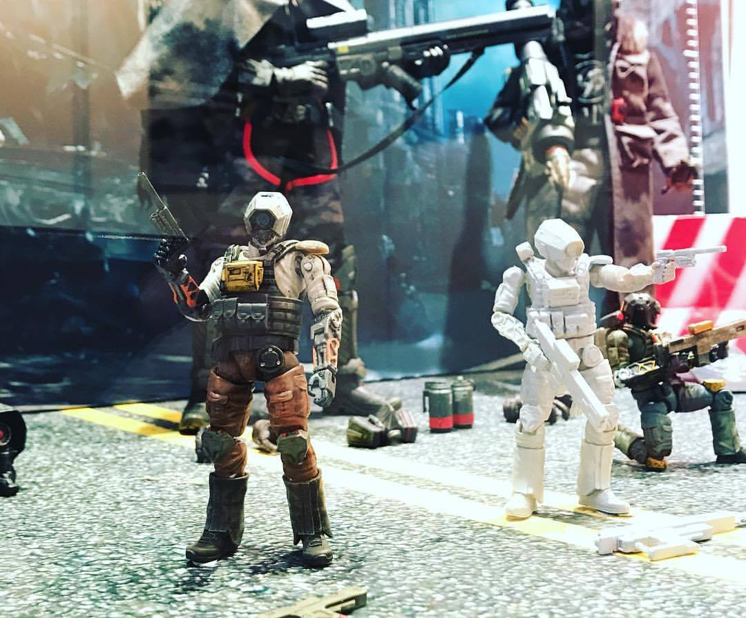_CIAD_'s tweet photo. Devil Toys WOO In Pocket War Of Order Product Tease https://t.co/GclXPvHGKN @deviltoysltd @HISSTANK #WOOinpocket #waroforder #WOO #deviltoys https://t.co/1QKVxvOeHP