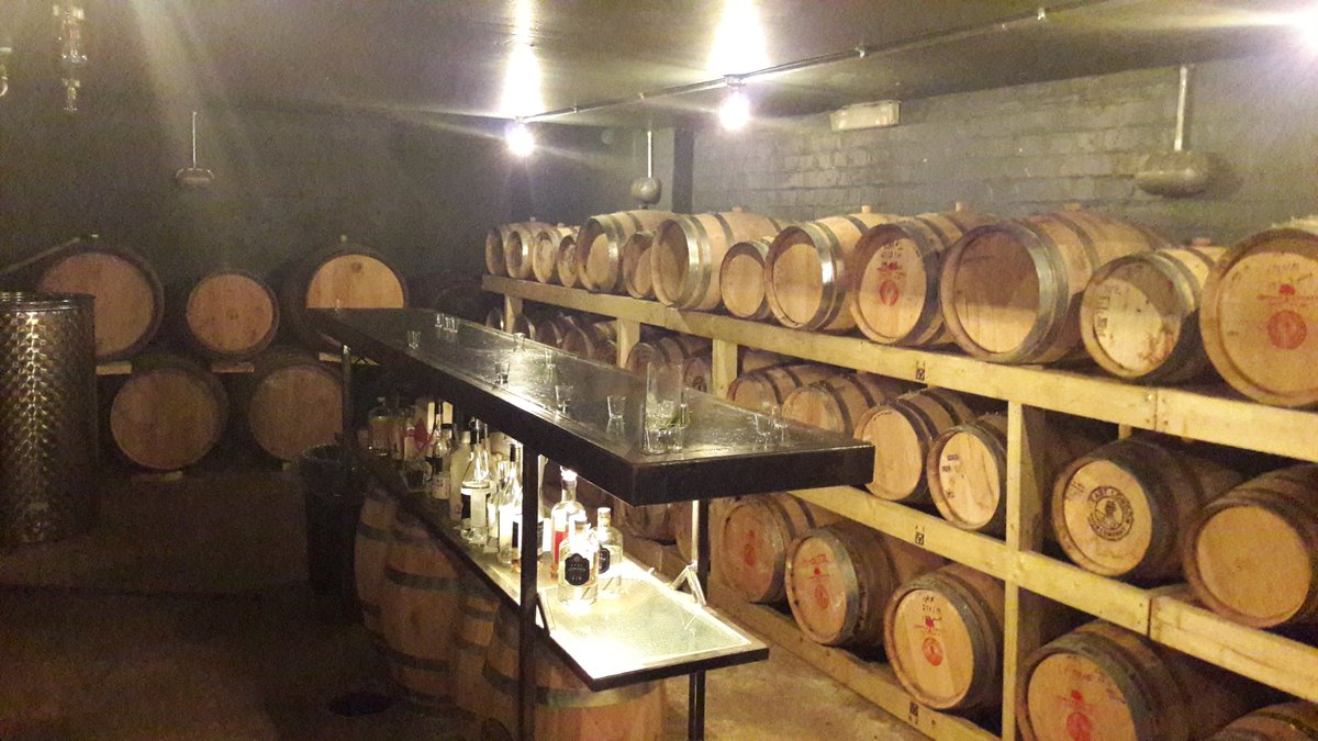 StageTravelUK's tweet photo. Our marketing team learning the ropes of gin distilling from @TheGinBoss on #GinJourney and trying a few samples along the way! https://t.co/3zjEb2KwJM