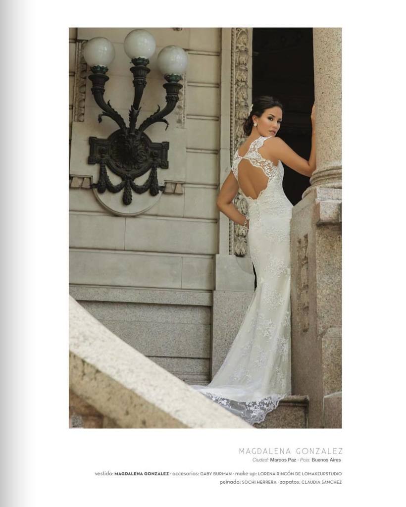 LoMakeUpStudio's tweet photo. #NoviasByLoMakeUp en @revistanubilis edición Mayo 2017
She @lulifernandezok
Makeup @lomakeup #LoMakeUpStudio
Pe… https://t.co/I0AOjgYeUM https://t.co/ZZoc9cixKs