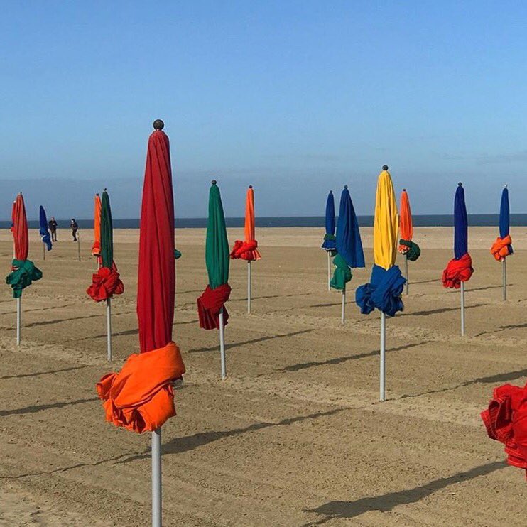 secretdap's tweet photo. Très bel été à tous, nous vous donnons rdv très prochainement afin de vous faire découvrir nos nombreuses nouveautés ! #secretdapothicaire https://t.co/TOeTznoswA