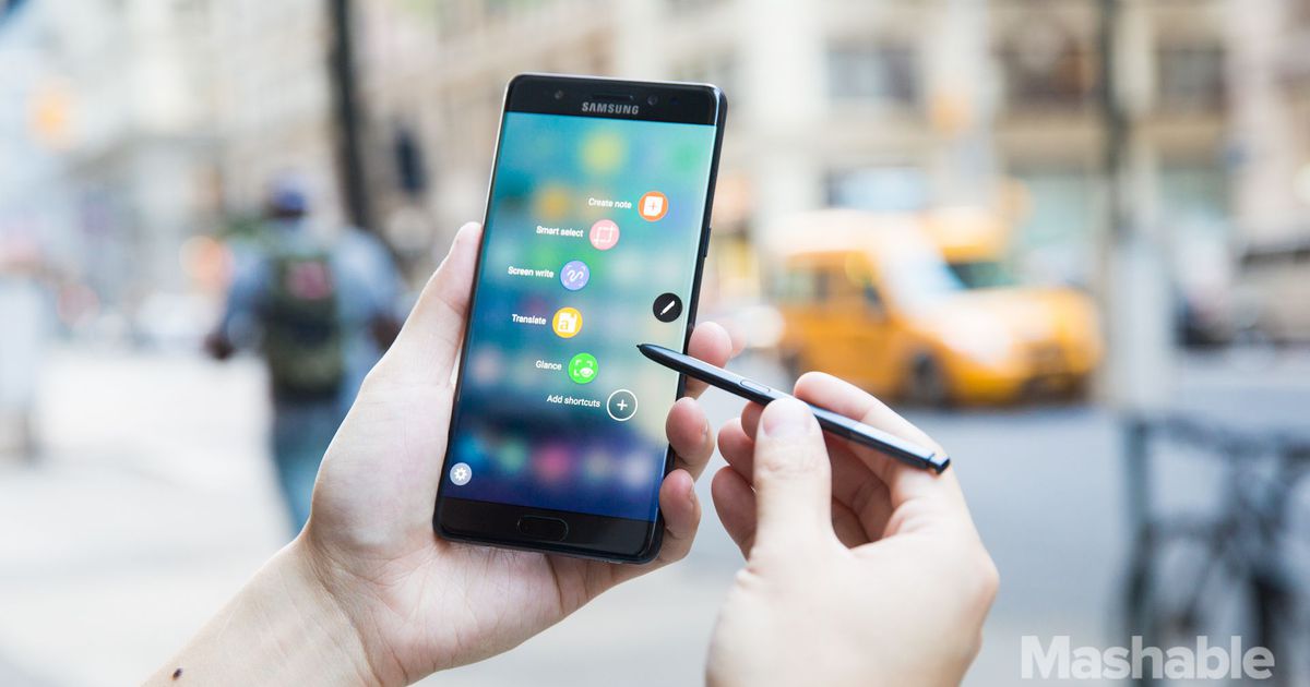 ragen_vaper's tweet image. #Samsung might have just revealed the #Galaxy_Note_8 pre-order date dlvr.it/PZ9KvV @scottia