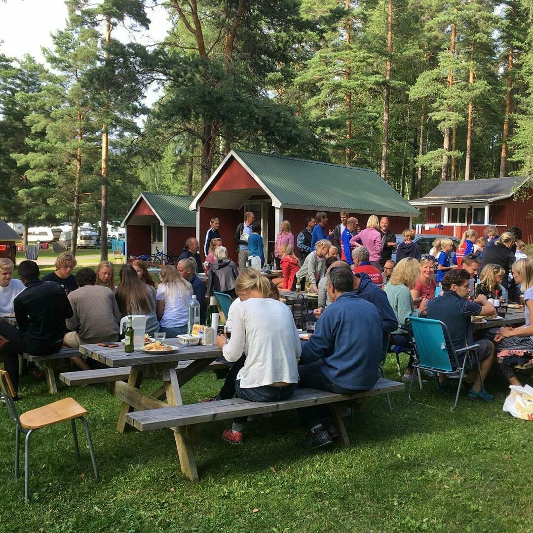 OKRavinen's tweet photo. O-ringen slut för i Är. Trötta men glada ravinare efter 5 tuffa etapper. #oringen2017 #ravinenpower https://t.co/Wautljezne