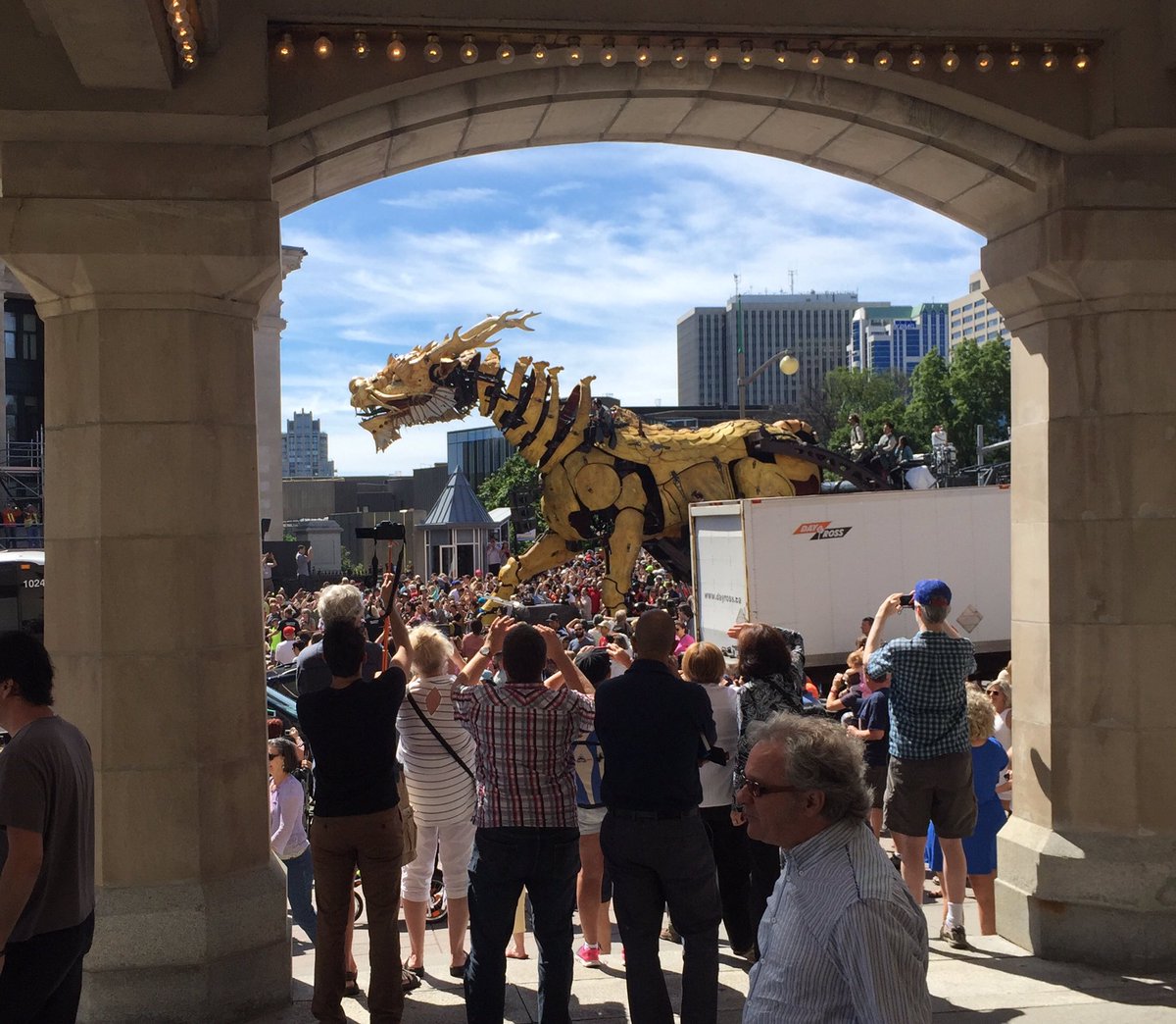 ChrisMcCluskey's tweet photo. Nothing normal happens in Ottawa. https://t.co/JwPFSjap5s